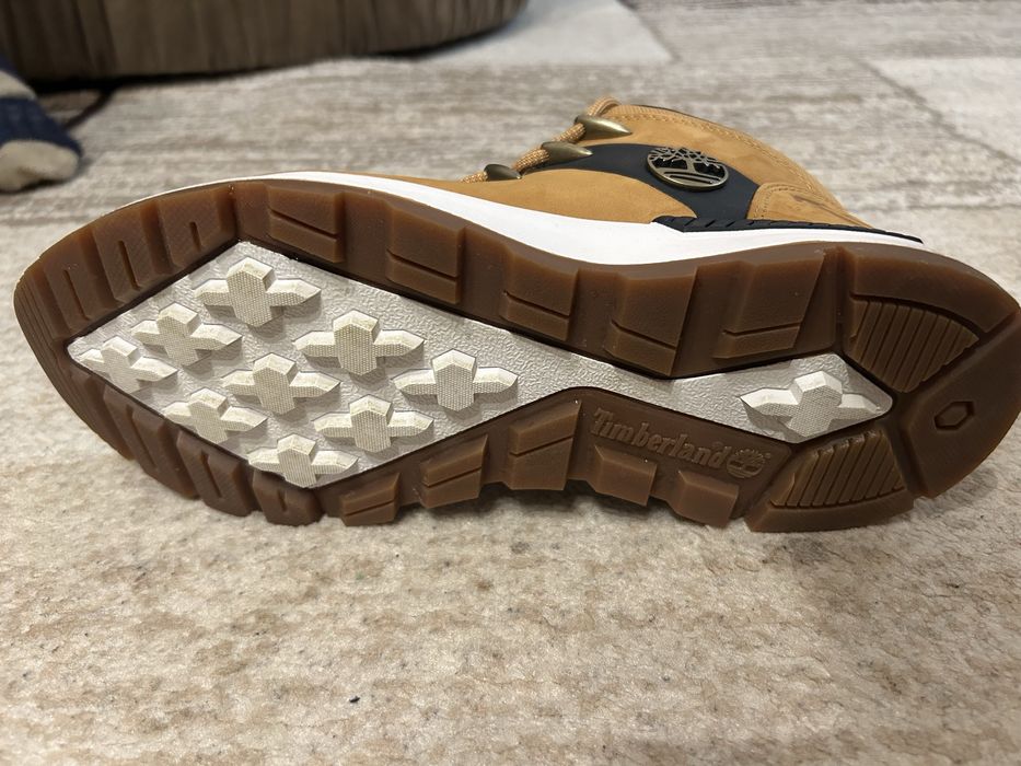 Vând ghete Timberland