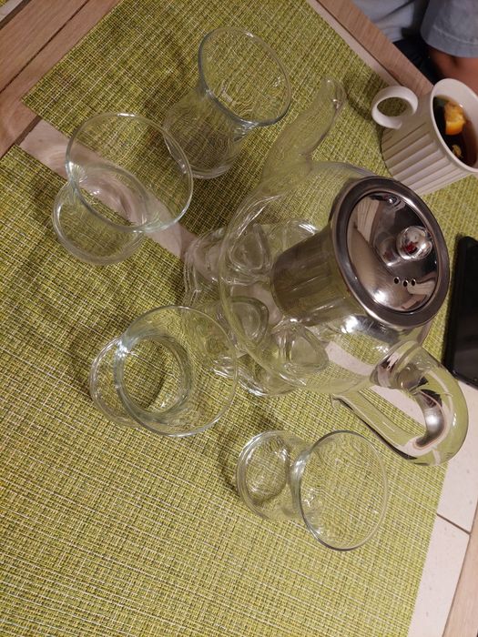 Чайный сервиз с подставкой для свечи