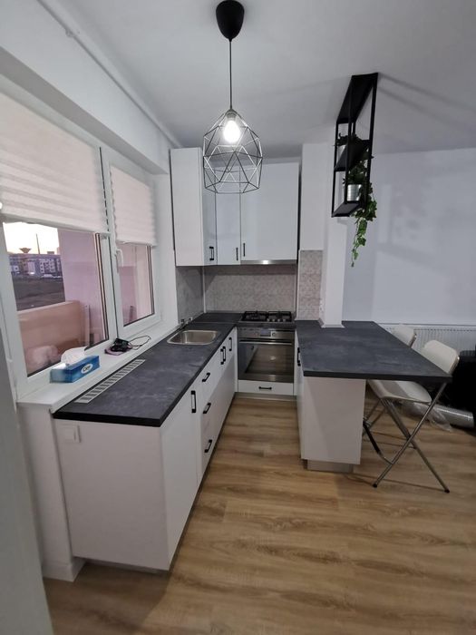 Studio dublu 50 mp 6 min metrou Berceni , Centrala , Parcare inclusă