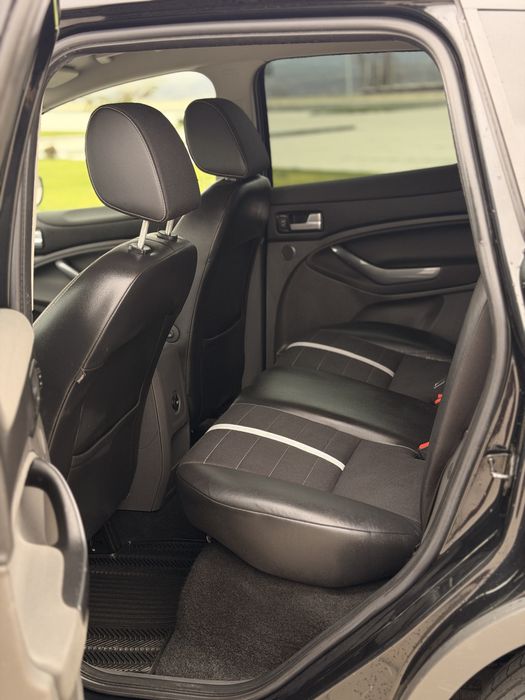 Ford kuga An 2011 2.0TDCi 140Cp 4x4 Euro 5 Piele/Adus recent