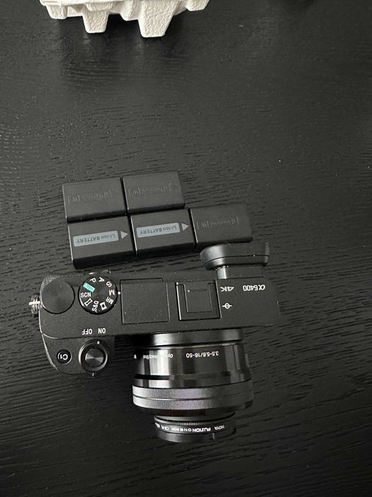 Sony A6400 + obiectiv kit 16–50 mm