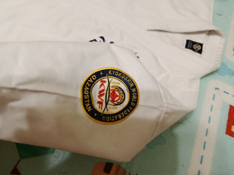 Продам кимано для каратэ