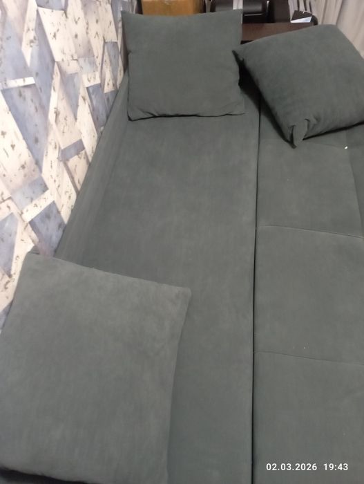 Продается  диван