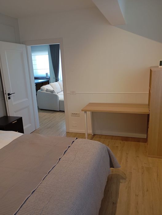 Inchiriez apartament nou