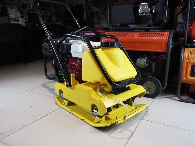 Arenda trambovka vibroplita Prakat trambovka