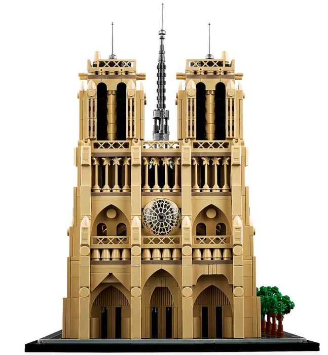 LEGO Architecture 21061 Катедралата Нотр Дам