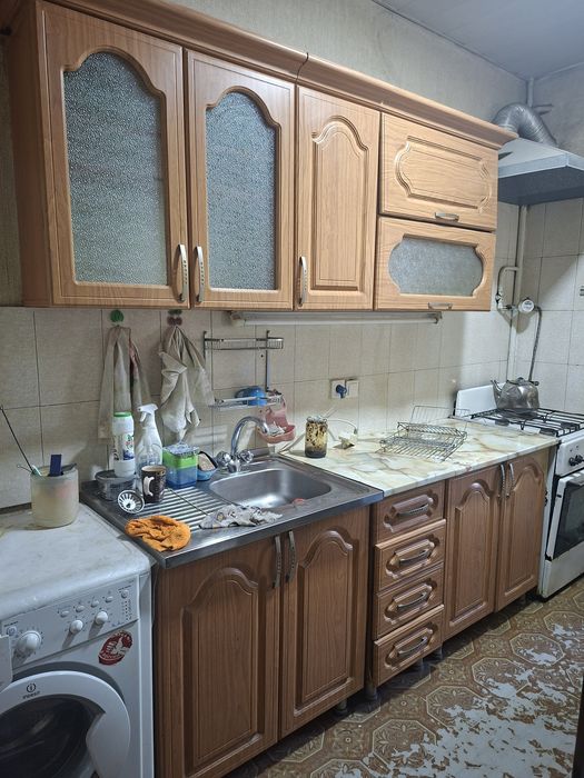 Продаётся кухонный гарнитур.