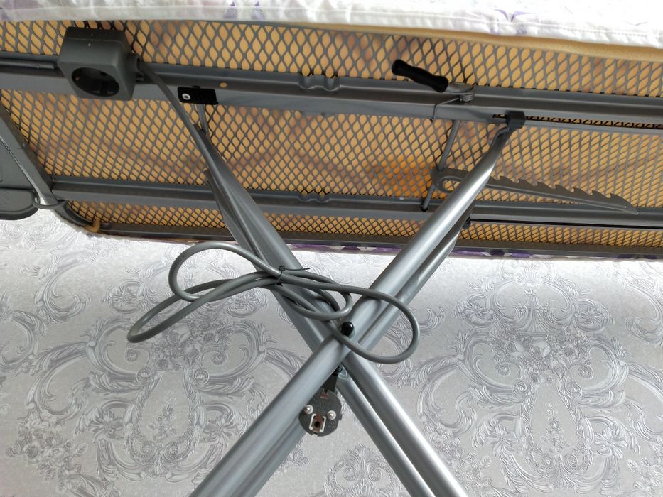 Прочная гладильная доска