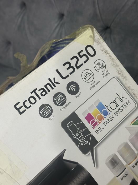 Принтер новый продам срочно
