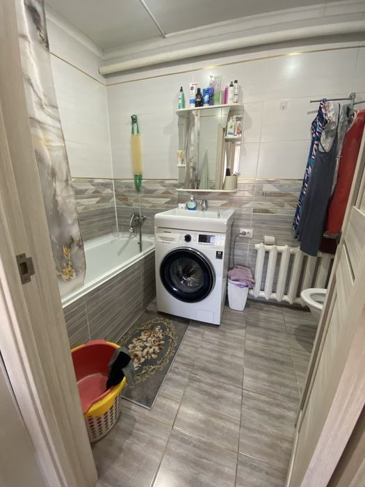 Продаются два дома с магазином