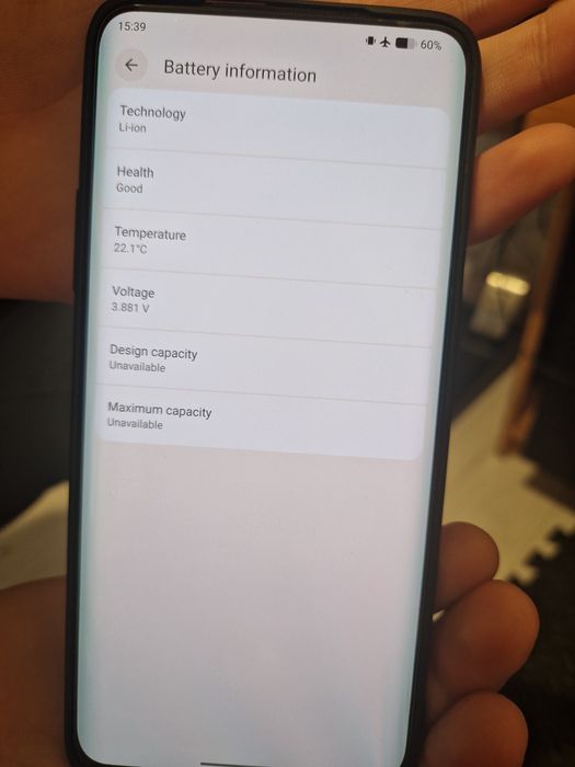 Перфектен One Plus 7 Pro и зарядно