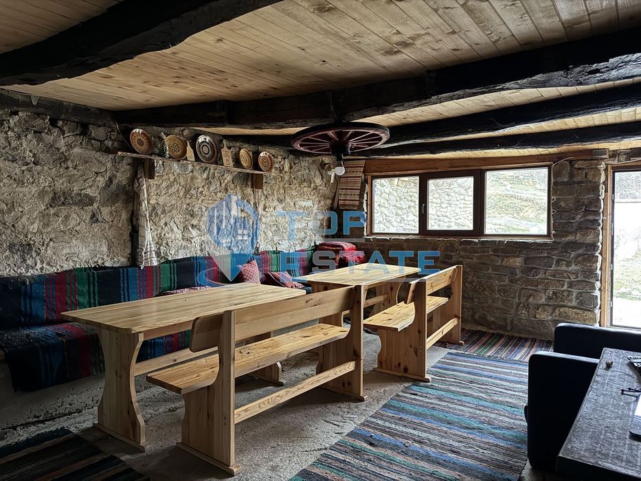 Продава се Къща в Елена - 130 кв.м за 631 €/кв.м - Снимка #1