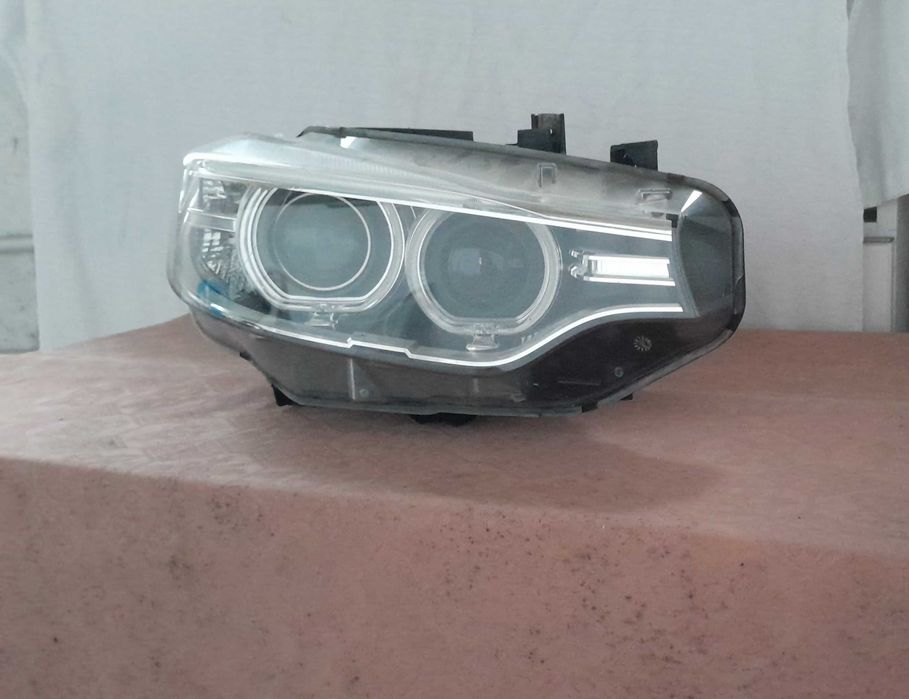 Far fata dreapta Bi-Xenon BMW seria 4   030128228214