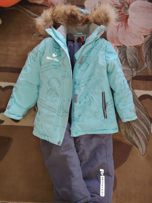 Продам зимний костюм