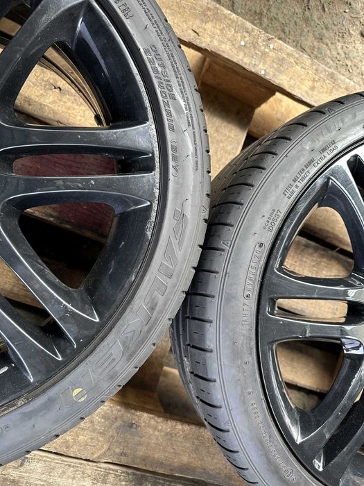 Set anvelope vara 225/40 R18 FALKEN Azenis FK510