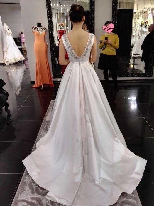 Платье свадебное/для узату