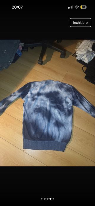 Pulover tie-dye albastru alb