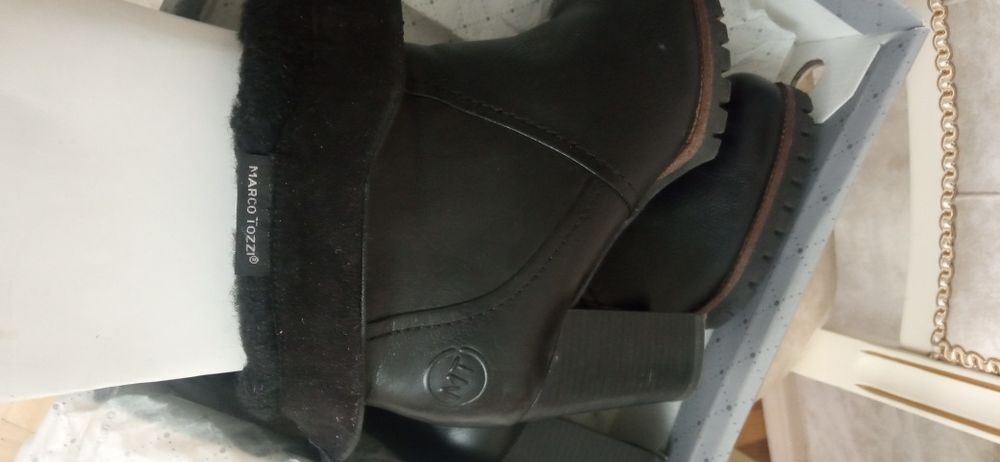 Марко Тоззи Фирменный кожанные сапоги продам с натуральным мехом