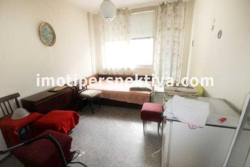 Продава се Тристаен апартамент в Пловдив, Кючук Париж - 100 кв.м за 1300 €/кв.м - Снимка #6