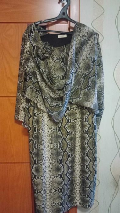 Нарядное платье 52 размера