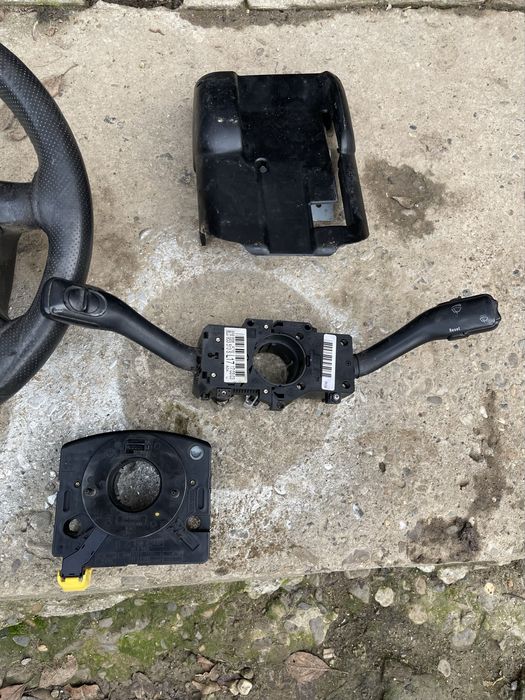 Capac motor, coloana directie, contact, cheie,maneta pilot passat b5.5