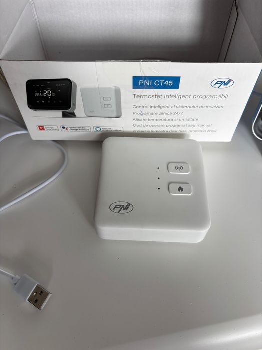 Termostat inteligent programabil