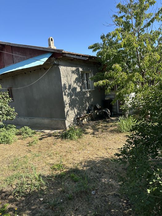 Casă de vânzare
