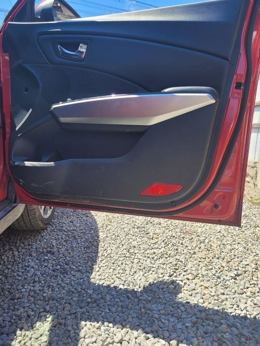 Usa Dreapta Fata SsangYong Tivoli 2015 - 2019 SUV 4 Usi Flaming Red Pear RAM (1290)