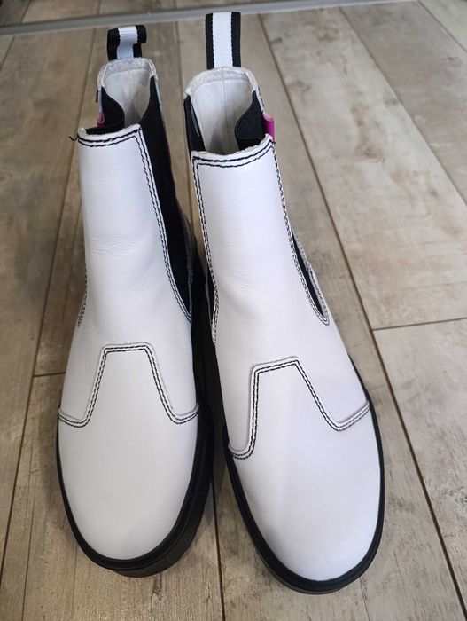 Дамски боти Пума 38 номер