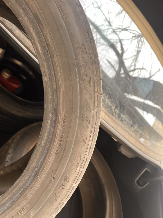 Продаю летнюю резину Pirelli Pzero Rosso