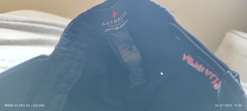 Шапка и тениска Astralis