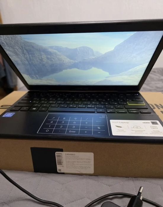 Ультрабук ASUS/SSD/intel/11,6 дюйм/