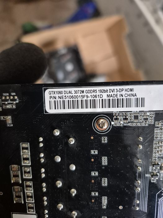 Видео карта geforce 1060 и дъно на Gigabyte