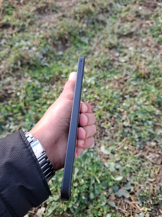 Samsung A17 6/128 black