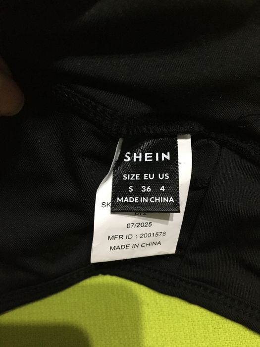 Bustiera sport neagra