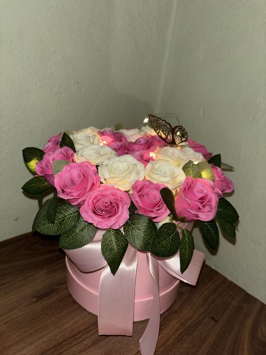Подарочный бокс с розами