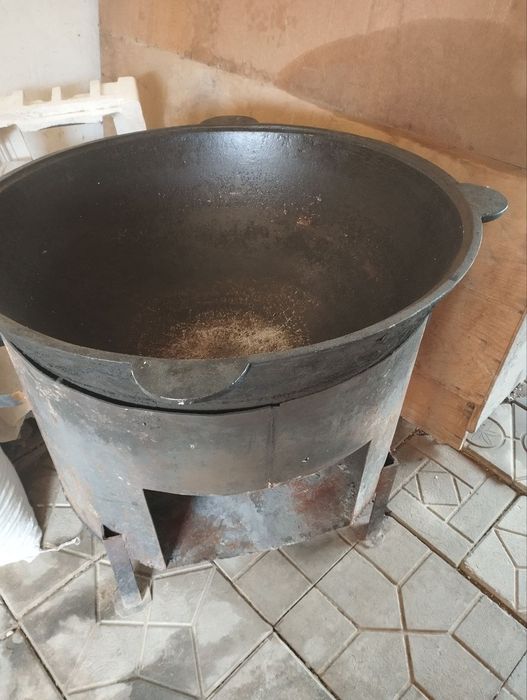 Prokat Qozon oʻchoq 50 kg Sumalak 20 kg Stol Stul Chin idishlar Prakat