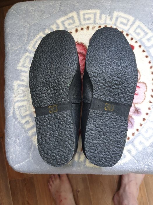 Продам женскую обувь