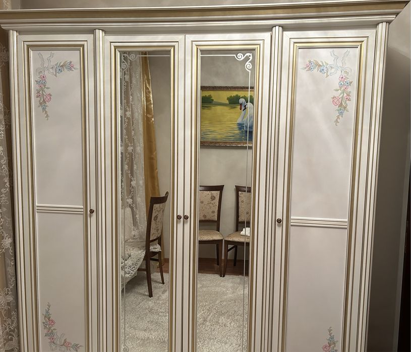 Продам шифоньер, в отличном состоянии , срочно