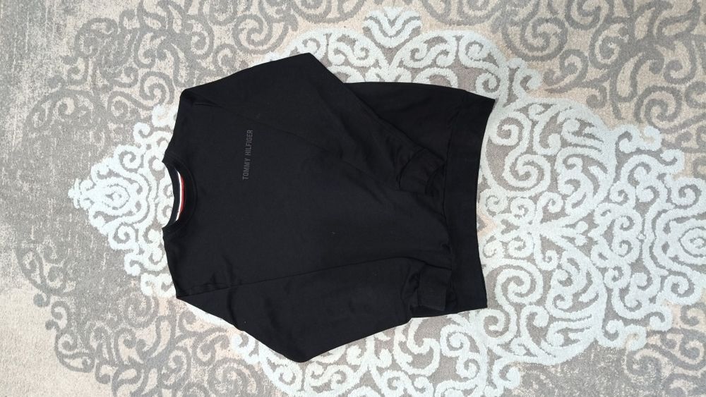 Кофта черные с длинные рукава