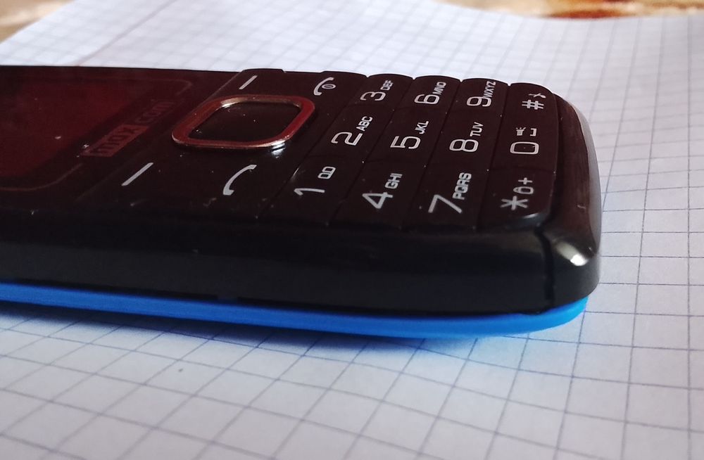 Продам 2 телефона