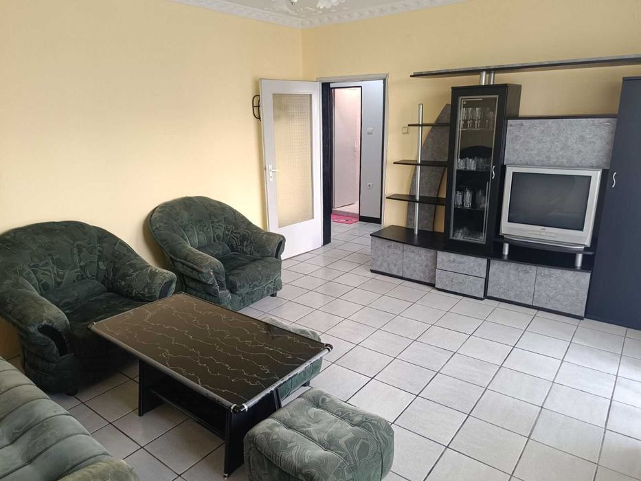 Дава се под наем Двустаен апартамент в Плевен, Широк център - 68 кв.м за 331.5 € - Снимка #7