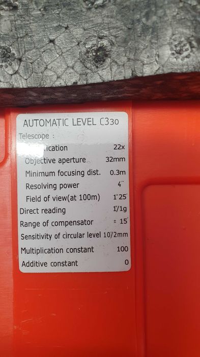 Оптичен нивелир Sokkia C330 с лата и тринога