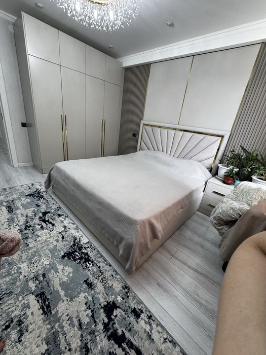 Диван сатылады матраспен