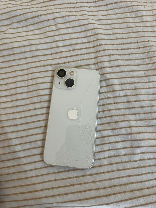 iphone 13 mini.