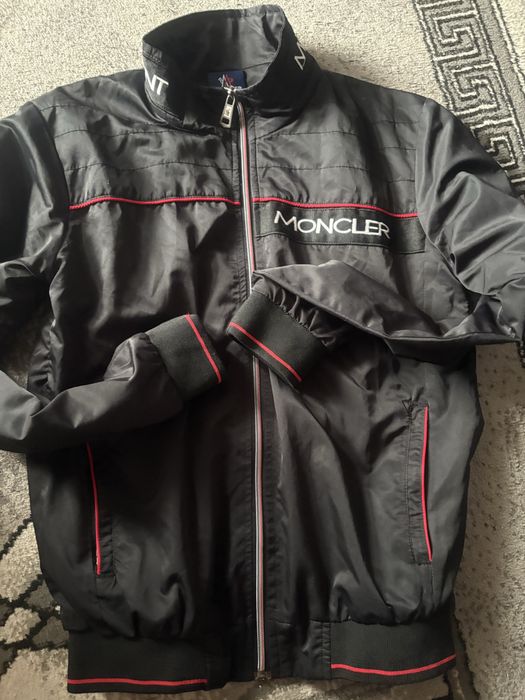 Пролетно есенно мъжко яке Moncler S