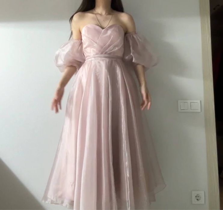 Вечернее платье