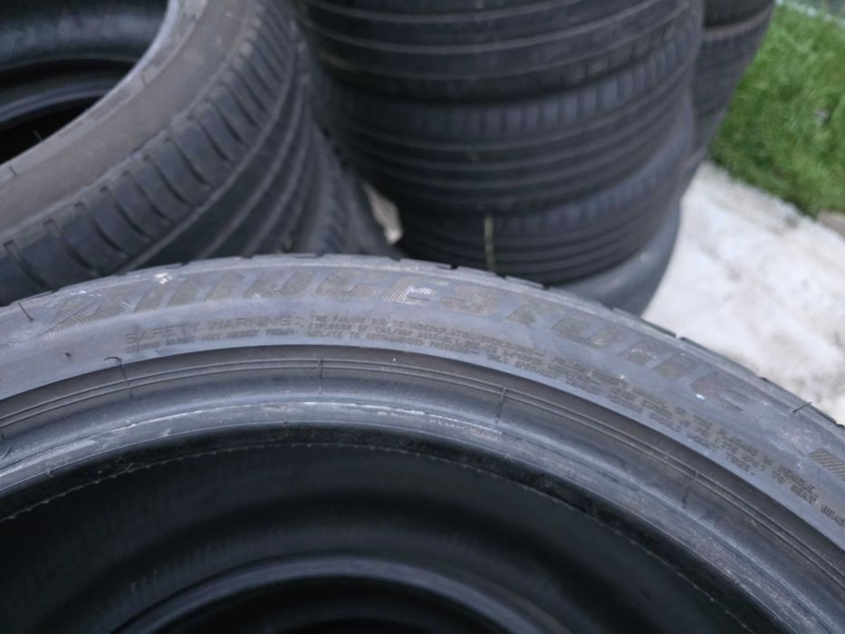 2бр Летни гуми 255 40 18 - Bridgestone