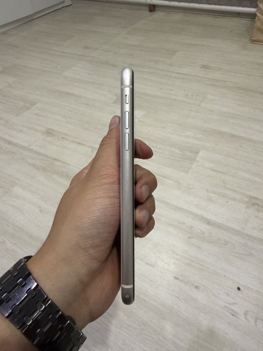 Продам Айфон 11 Iphone 11