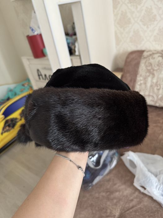Продам шапку норковую